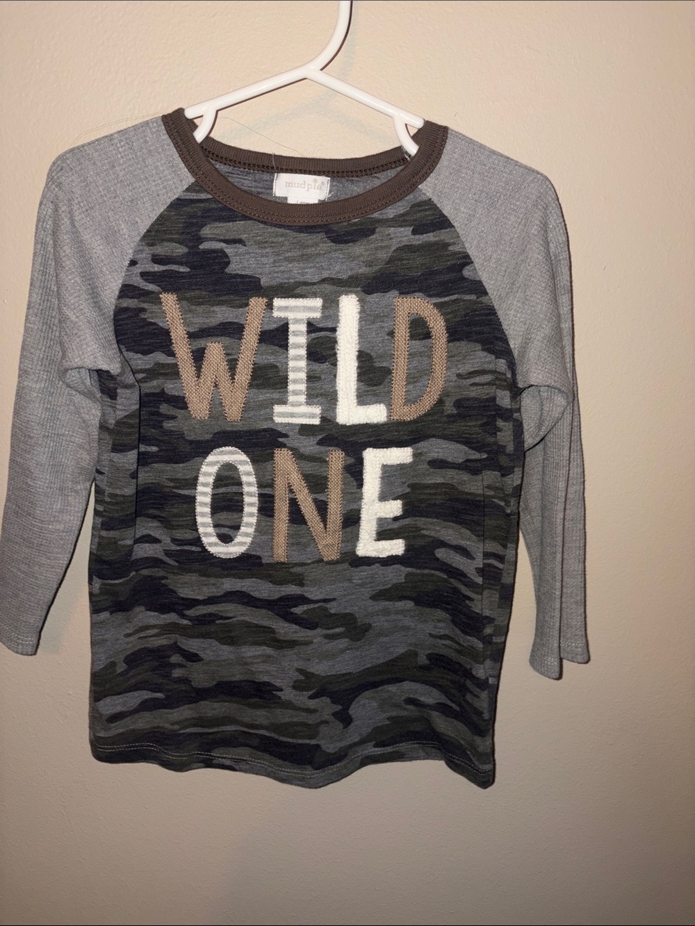Wild One Camo Raglan Long-Sleeve Tee - Gray